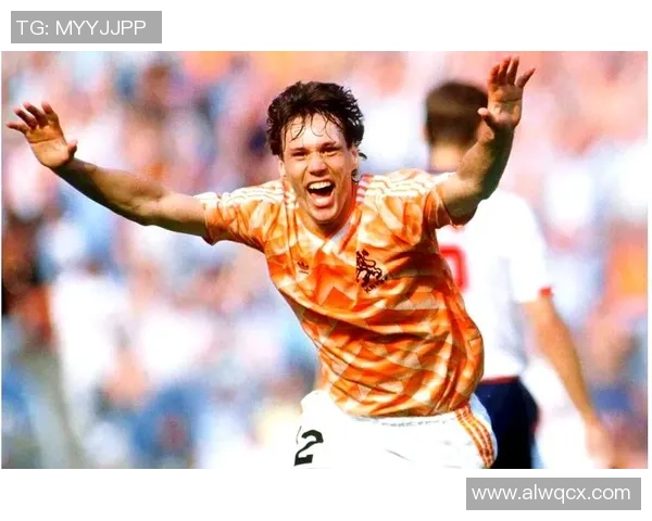 足球明星时尚风潮揭秘名牌衣服背后的故事与魅力 足球明星时尚风潮揭秘名牌衣服背后的故事与魅力